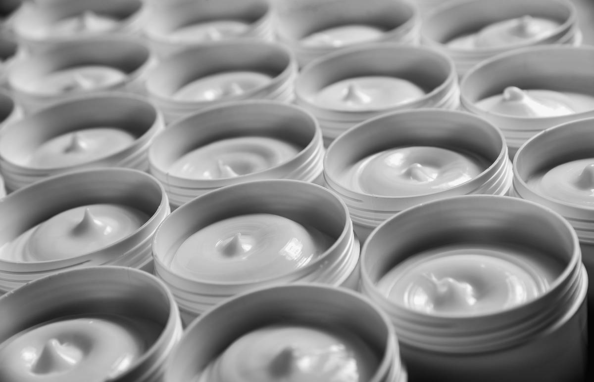 cosmetics processing and production cosmetics-processing-assembly-line